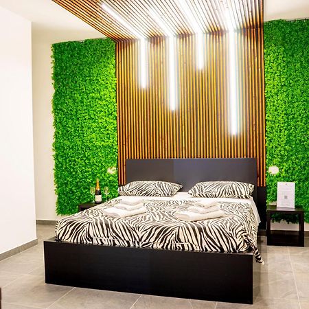 スカレア La Riviera Bed & Breakfast エクステリア 写真