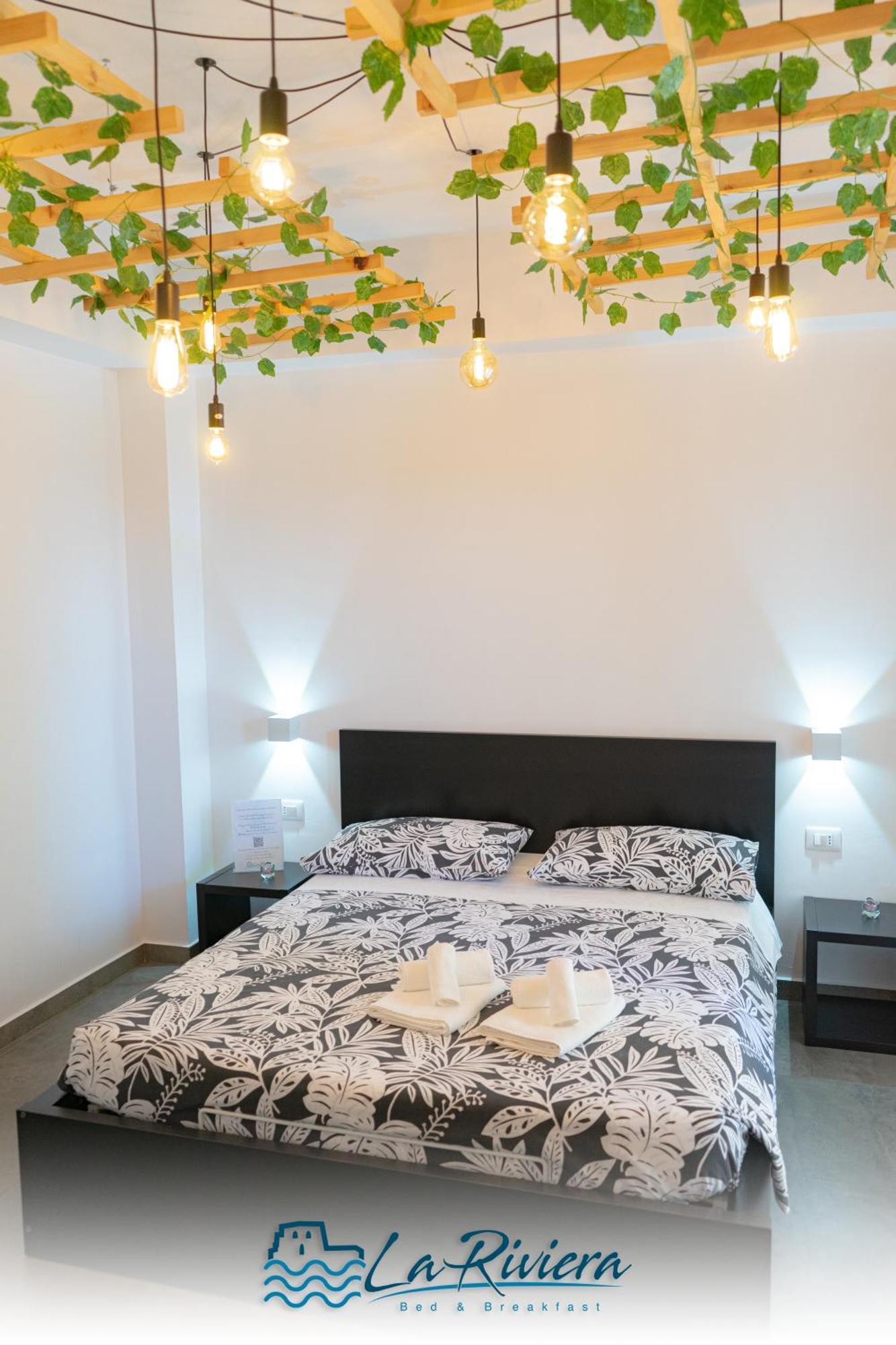 スカレア La Riviera Bed & Breakfast エクステリア 写真