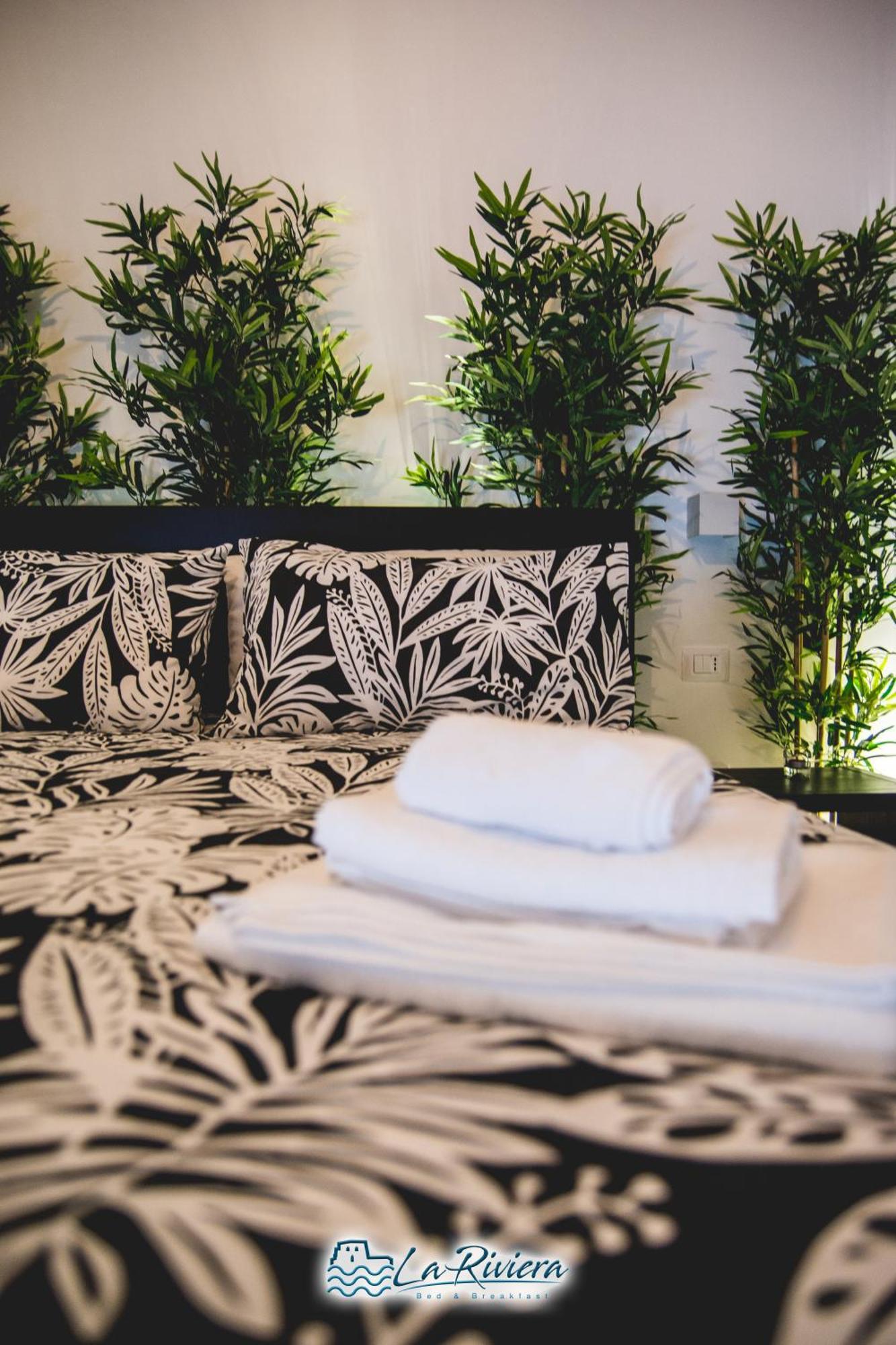スカレア La Riviera Bed & Breakfast エクステリア 写真