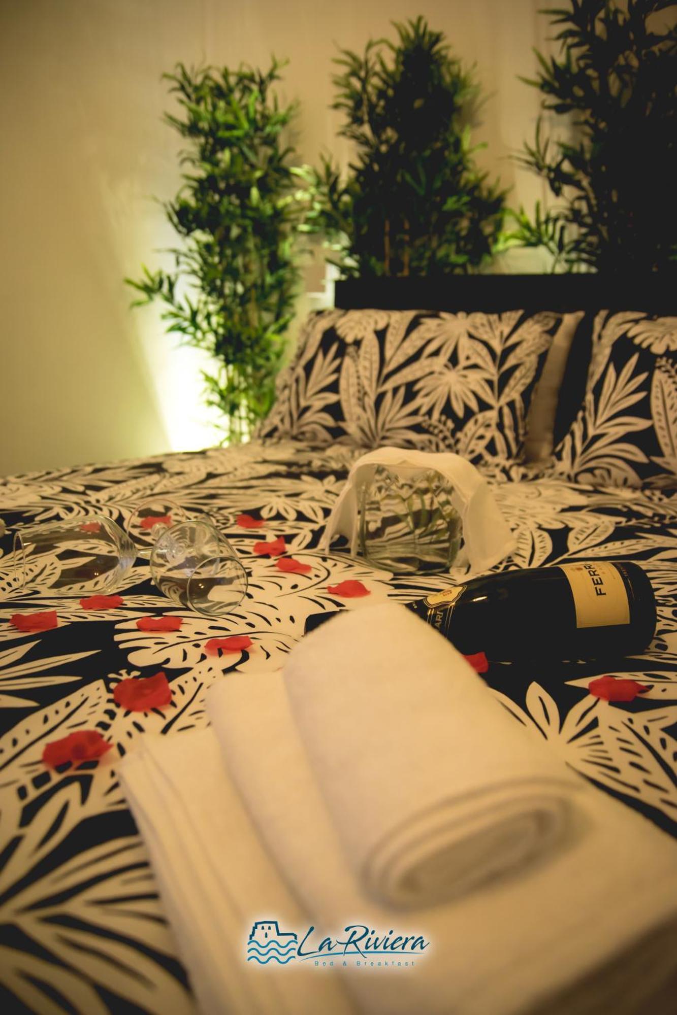 スカレア La Riviera Bed & Breakfast エクステリア 写真