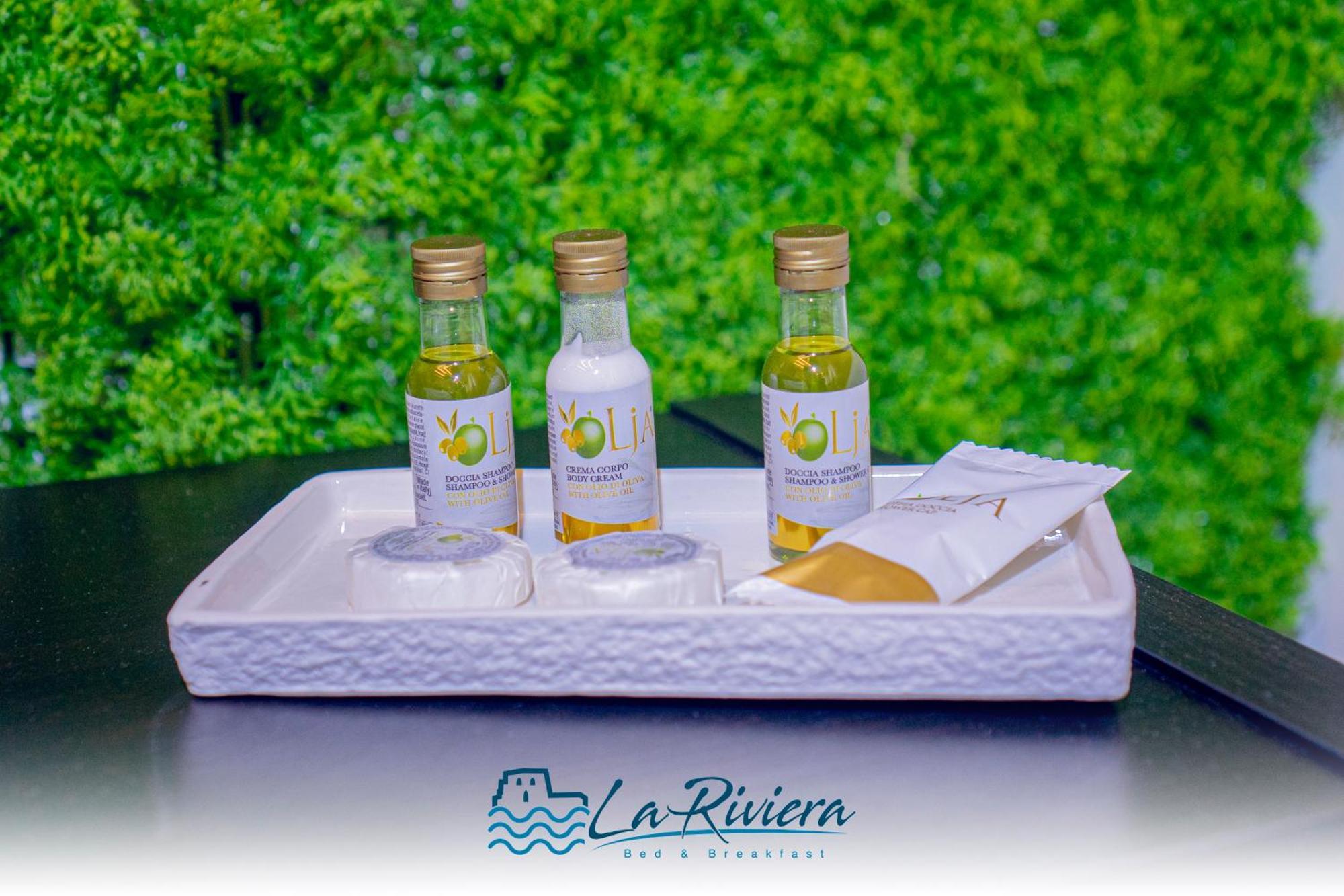 スカレア La Riviera Bed & Breakfast エクステリア 写真